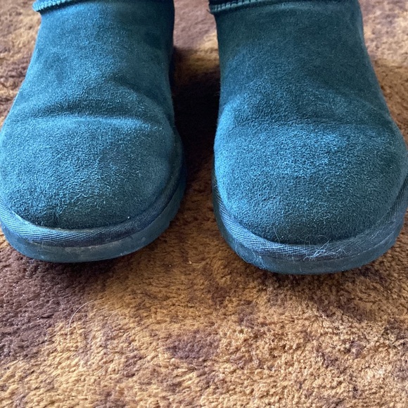 Ugg boots - Picture 4 of 6